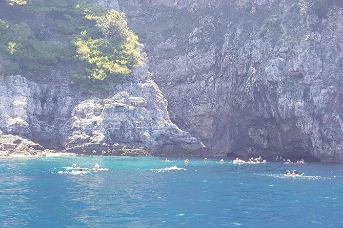 4h / 6h / 8h Elaphite Islands Tour with 6.5m/21FT SunDeck Boat - Small details that make the day easier