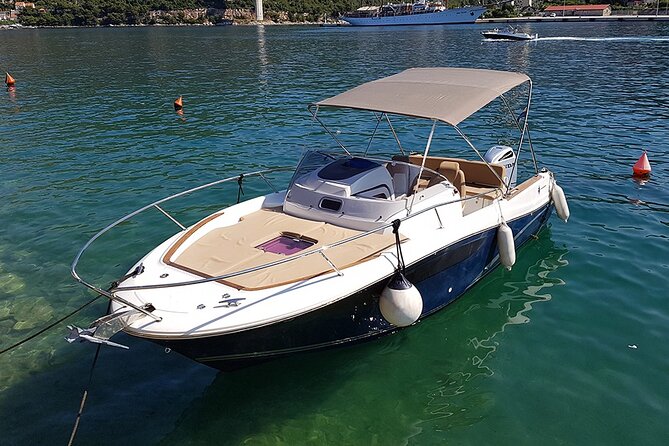 4h / 6h / 8h Elaphite Islands Tour with 7.5m/24FT SunDeck Boat - Sunj Beach, sand, and picigin