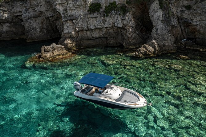 4h trip from Dubrovnik to the Elafiti islands with Atlantic 750 - Swimming in private coastal spots