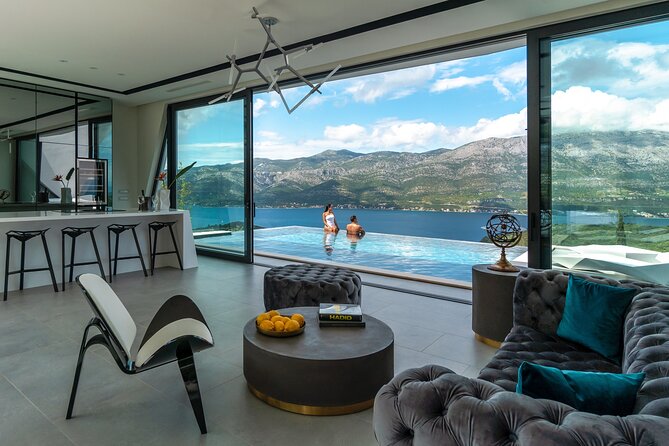 8 -day Private Villa and yacht cruise combo Croatia Tour - Day 6: Hvar’s history and island life