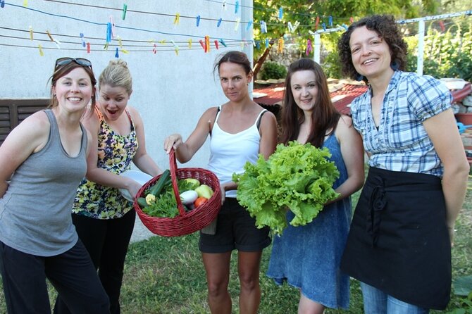 Authentic Garden to Table Cooking Class in Dubrovnik Countryside - Family stories between courses