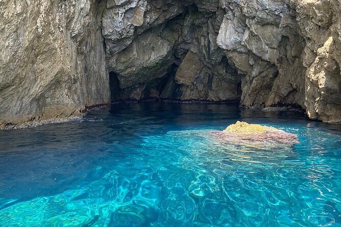 Blue and Green Cave Tour from Dubrovnik,private speed boats - Leaving Dubrovnik by private speedboat