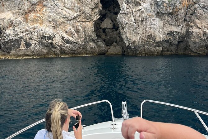 BLUE CAVE & ELAPHITI ISLANDS 4 HOURS ALL INCLUSIVE boat tour - Koločep and the Blue and Green caves