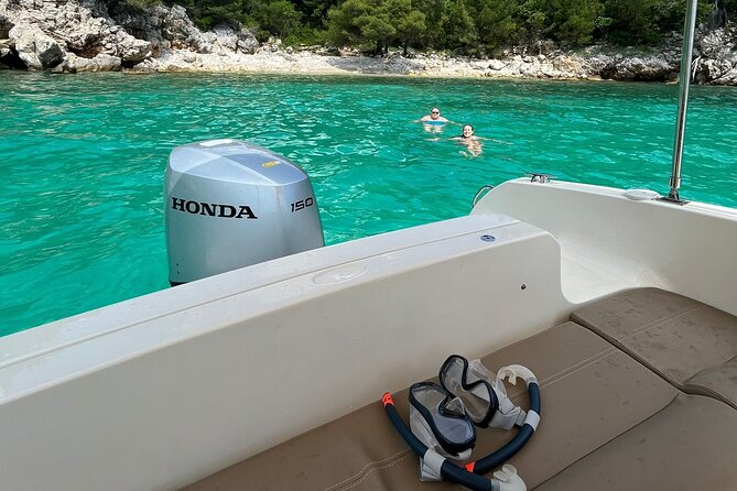 BLUE CAVE & ELAPHITI ISLANDS 4 HOURS ALL INCLUSIVE boat tour - The skipper can shape the day