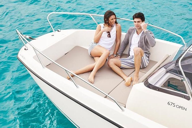 BLUE CAVE&GREEN CAVES /ŠUNJ beach Speedboat tour- WITH DRINKS - The Green Caves and their clear swimming water