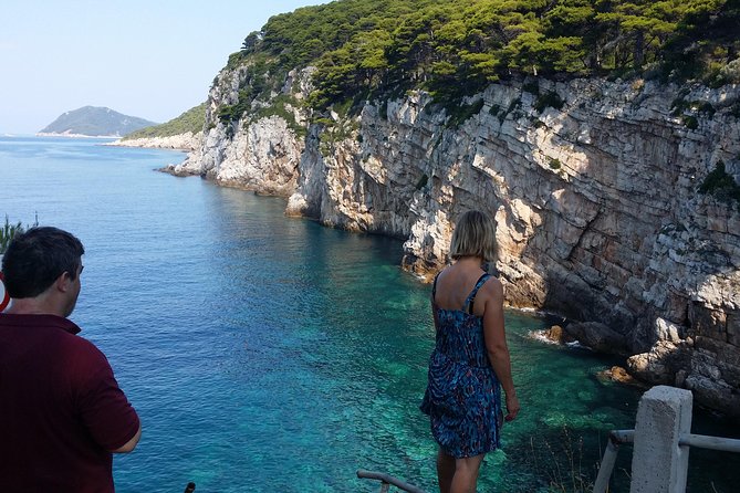 BLUE CAVE private speedboat tour with drinks - The timing works best in the morning