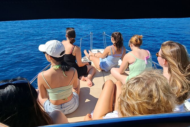BLUE CAVE private speedboat tour with drinks - Who will enjoy this outing most