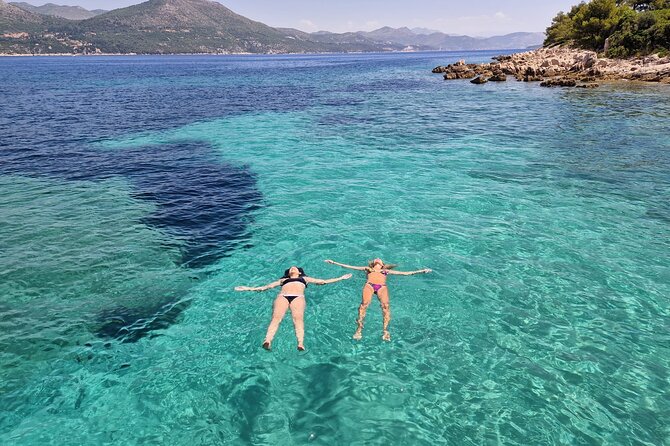 Blue & Green Cave Experience: Drinks, Snorkeling & Šunj Beach - Weather, cancellations, and what to bring