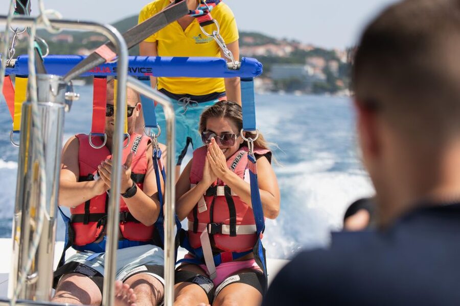 Cavtat: Parasailing - Key points to know before you book