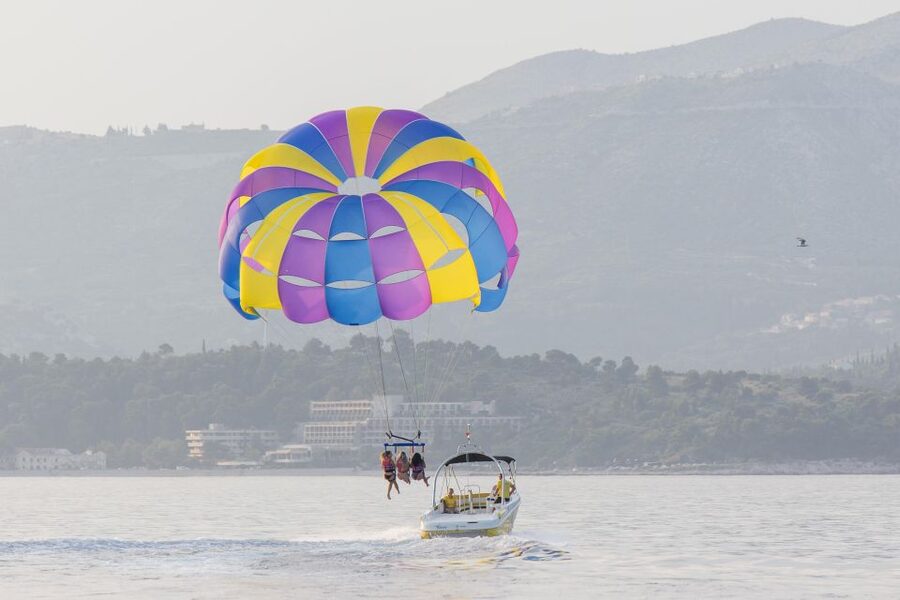 Cavtat: Parasailing - Is $94 good value for this flight?