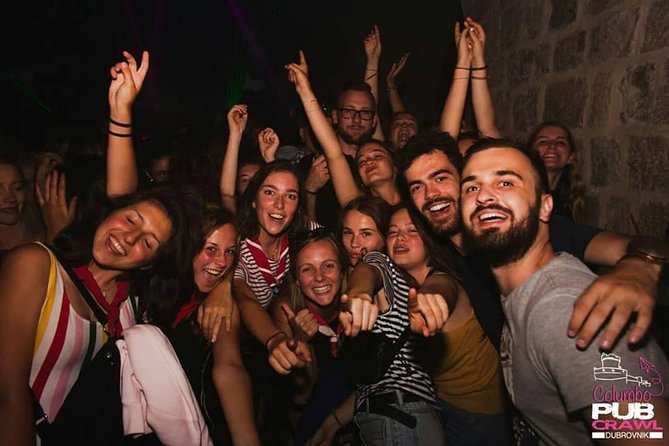 Columbo Pub Crawl Dubrovnik - Top G for welcome shots and photos