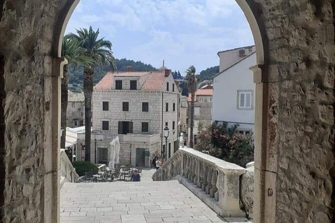 Day Tour of Korcula Island from Dubrovnik with Wine Tasting - Three hours in Korcula Town
