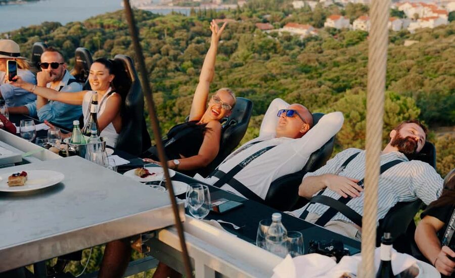 Dinner in the Sky Dubrovnik - Comfort, motion, and the fear of heights