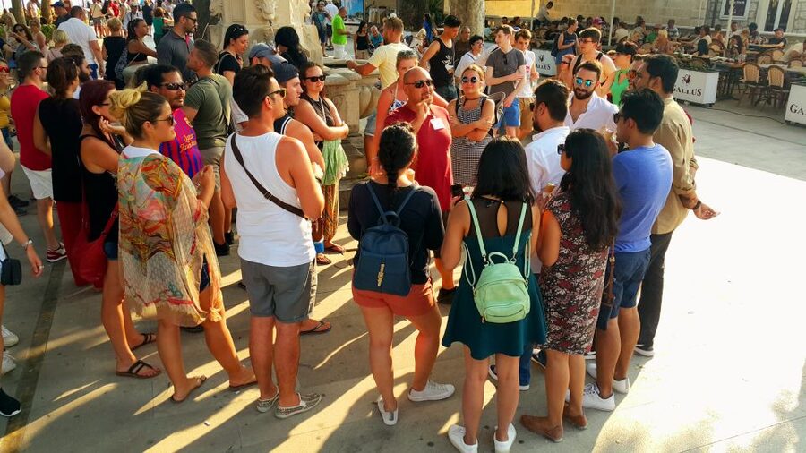 Dubrovnik: 1.5-Hour Guided Old Town Walking Tour - Dubrovnik Cathedral and the side streets