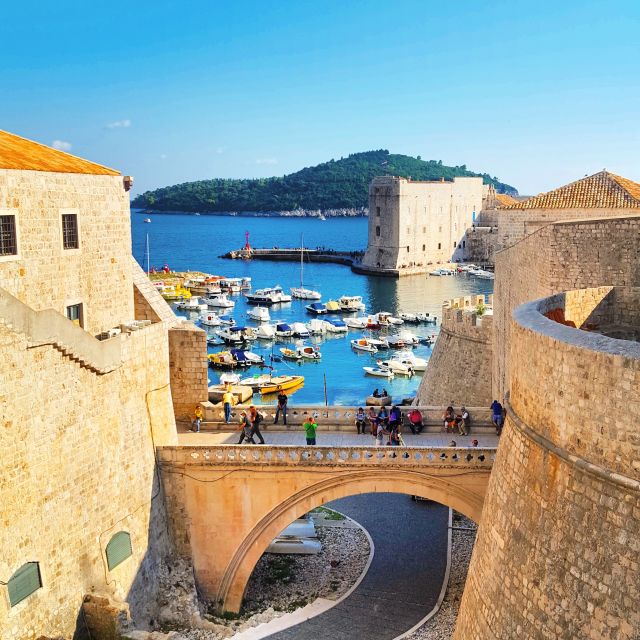 Dubrovnik: 1.5-Hour Guided Old Town Walking Tour - Rector’s Palace and the Republic of Ragusa