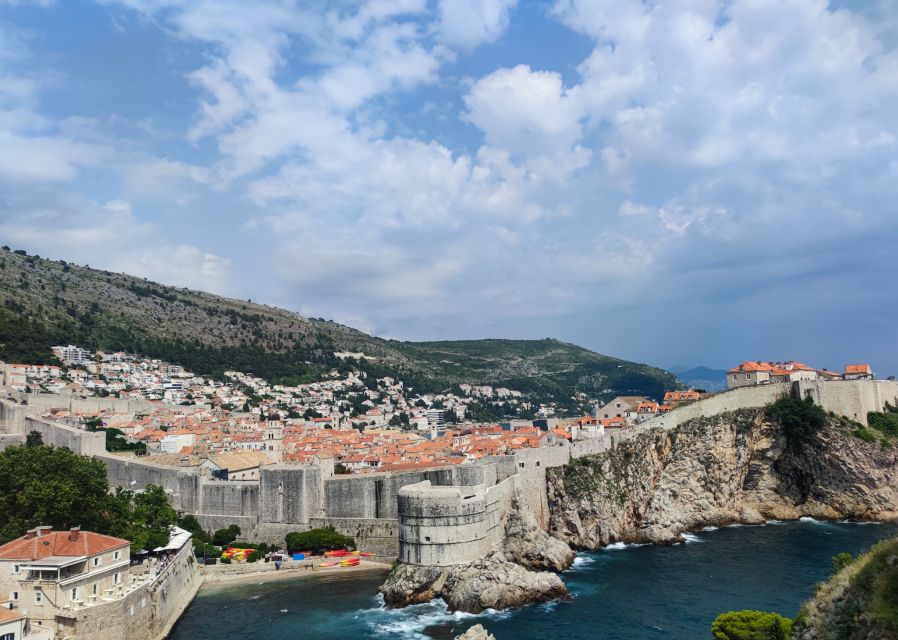 Dubrovnik: 2h Old Town Private Guided Tour - The main street and the architecture around it