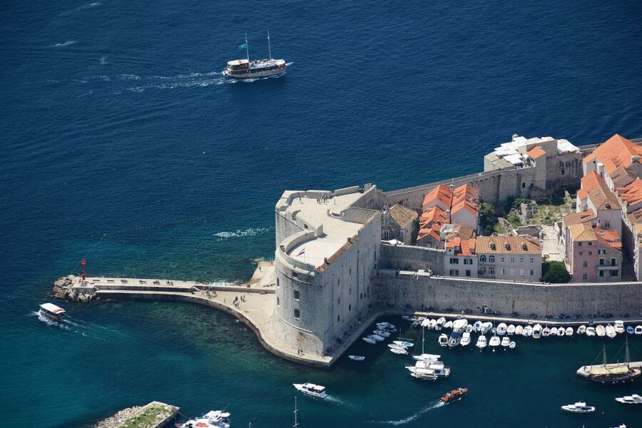 Dubrovnik: 45-Minute Panoramic Cruise Tour - Passing Dubrovnik’s walls and Lovrijenac Fortress