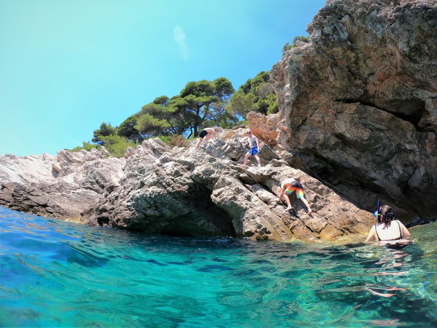Dubrovnik: 6h-Private Elafiti Archipelago Cruise - Šipan for a slower look at island life