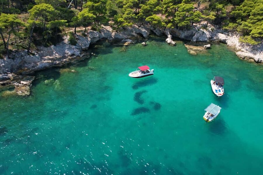 Dubrovnik: All-inclusive Islands and Caves Private Boat Tour - A private route through Dubrovnik’s sea caves