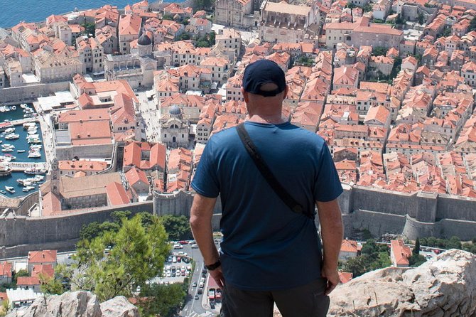 Dubrovnik Bestseller (2 cities and panorama tour) SHORE EXCURSION - How the guides and vehicle shape the day