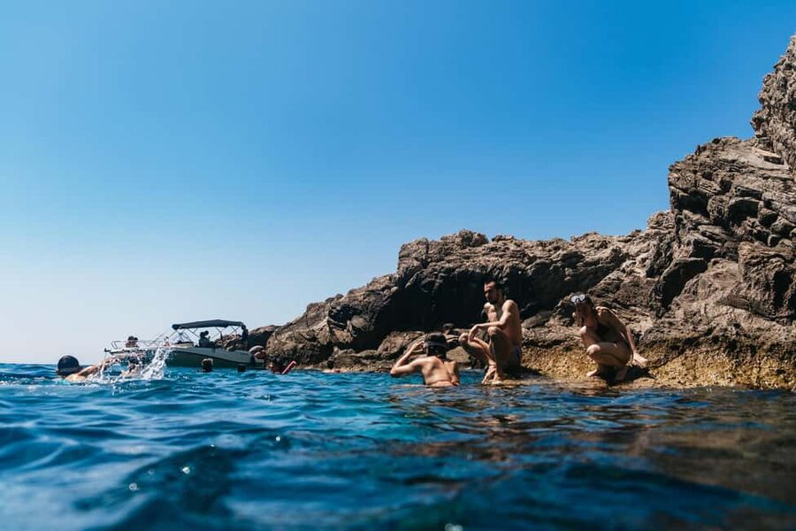 Dubrovnik: Blue Cave and Elafit Small Group Boat Exploration - Who should book this boat tour?