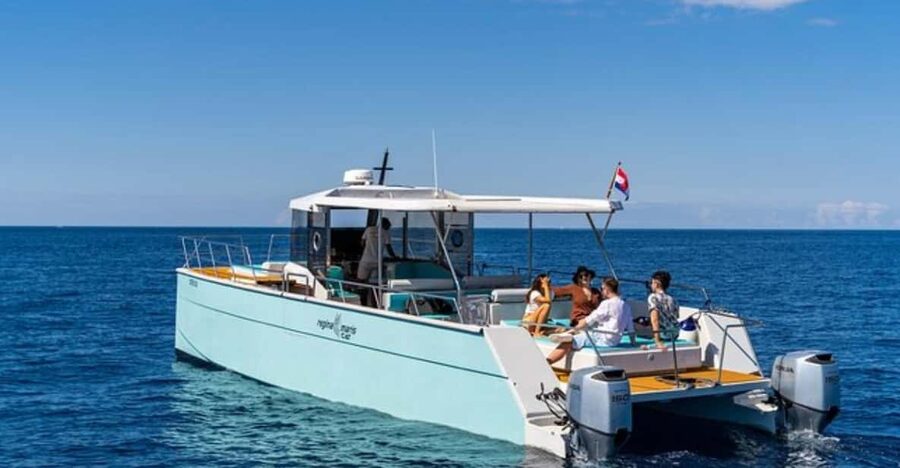 Dubrovnik: Blue Cave Catamaran Tour with Drinks and Snorkel - Green Cave: a strong opening stop