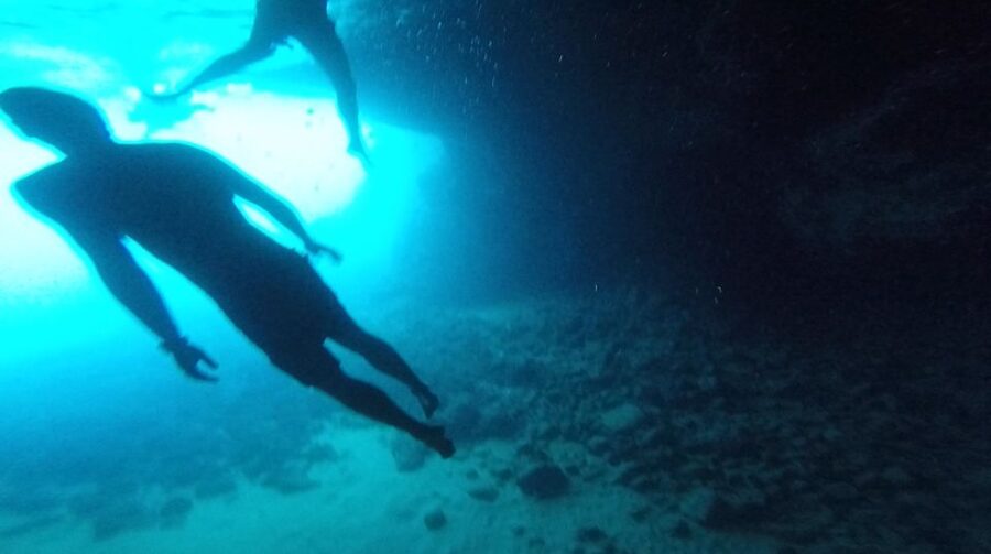 Dubrovnik: Blue Cave & Sunj Beach Boat Tour with Drinks - Booking details that can save you trouble