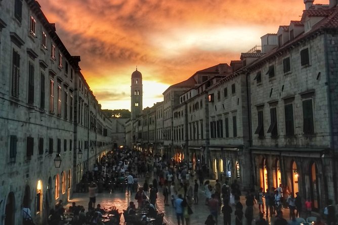 Dubrovnik by Night, History, Wine & Bites - Wine Bar Škar and the tasting plate