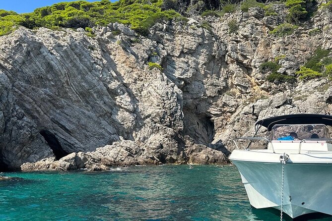 Dubrovnik cave experience swimming tour - Leaving Lapadska obala for the Elaphiti Islands