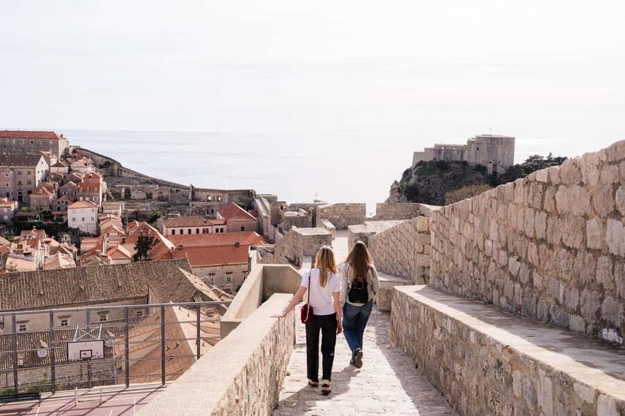 Dubrovnik: City Walls Guided Tour-Small Group Experience - Practical details that make the day easier