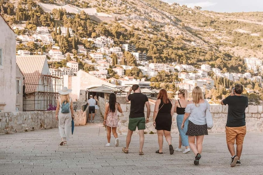 Dubrovnik:City Walls & Old Town 2 in 1 Walking Tour - Rector’s Palace and Dubrovnik Cathedral