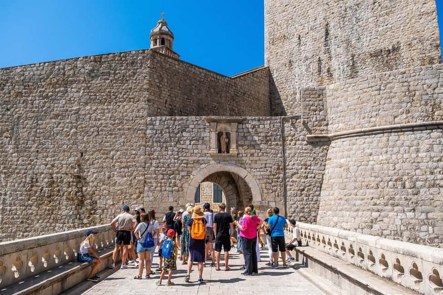 Dubrovnik: City Walls, Old Town Walking Tour & Adriatic View - Starting at Pile Gate with Dubrovnik in View
