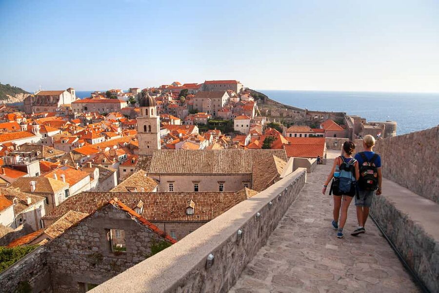 Dubrovnik: City Walls, Old Town Walking Tour & Adriatic View - The Guides Are the Tour’s Biggest Asset