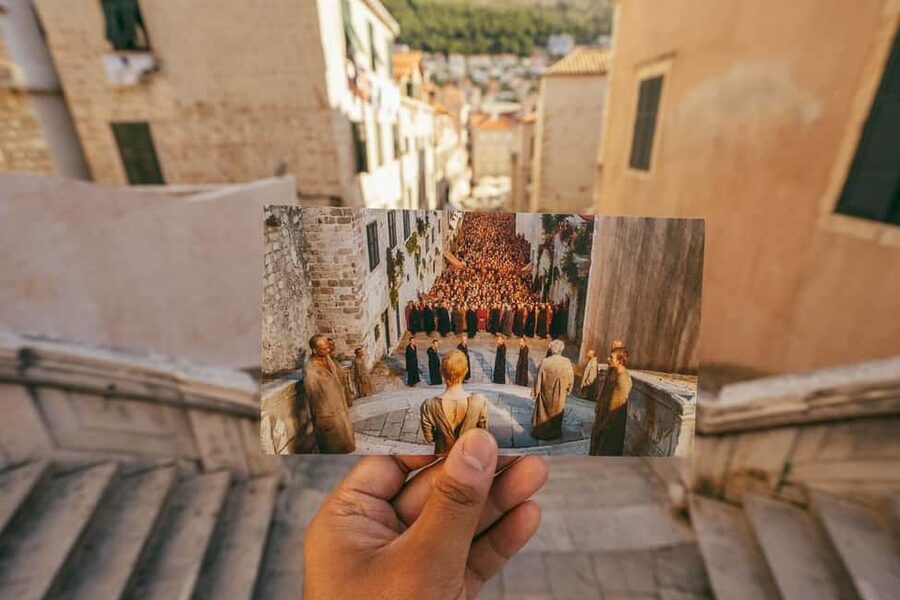 Dubrovnik: City Walls, Old Town Walking Tour & Adriatic View - Stradun and the Fountain’s Simple Welcome