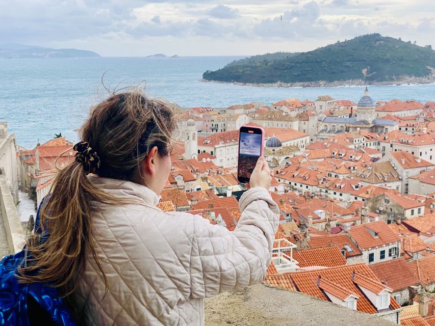 Dubrovnik: City Walls Tour for Early Birds & Sunset Chaser - Meeting at Pile and getting started