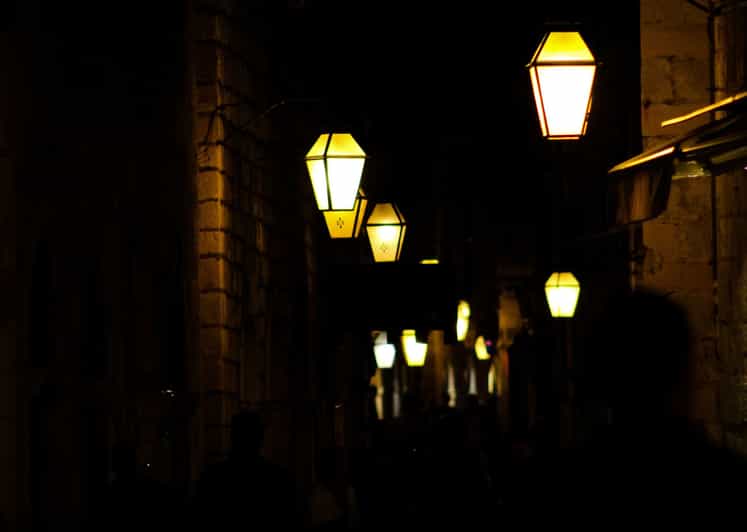Dubrovnik: Dark tales of the Old Town - Meeting the lantern at Pile Gate