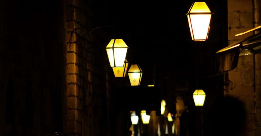 Dubrovnik: Dark tales of the Old Town - The climb through Dubrovnik’s upper lanes