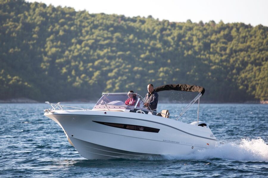 Dubrovnik: Elafiti Island Private Speedboat Tour - Bays, lagoons, and the final swims