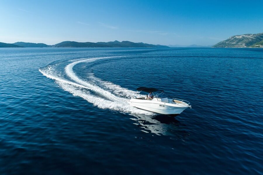 Dubrovnik: Elaphite Islands Private Speedboat Full-Day Tour - What is included, and what you still pay for