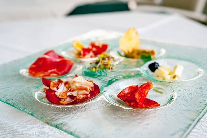 Dubrovnik Food & Wine Tour (Small-Group) - The second tavern and the warm-food change of pace