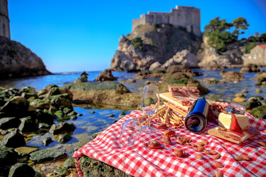 Dubrovnik Gastronomy: 3-Hour Food and Wine Tour - Who should book this Dubrovnik food tour