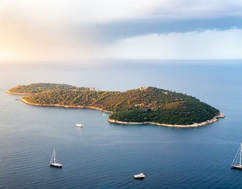 Dubrovnik: Group Tour & Panoramic Cruise - Why Dubrovnik looks better from the water
