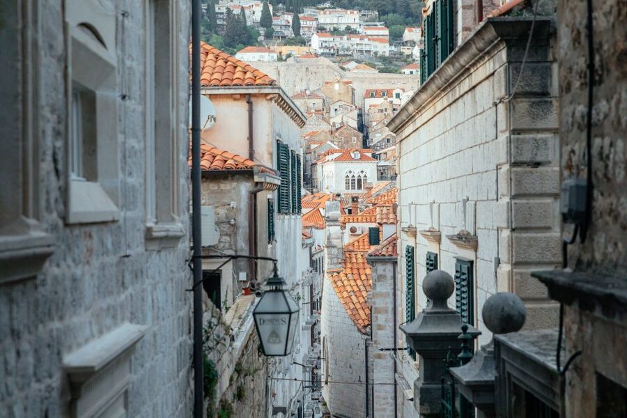 Dubrovnik: Hidden Gems and Highlights Private Walking Tour - What the private format means for your day