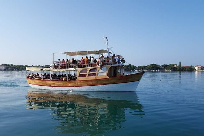 Dubrovnik Islands Boat Tour with Lunch and Unlimited Drinks - Šipan, the broadest stop in the day
