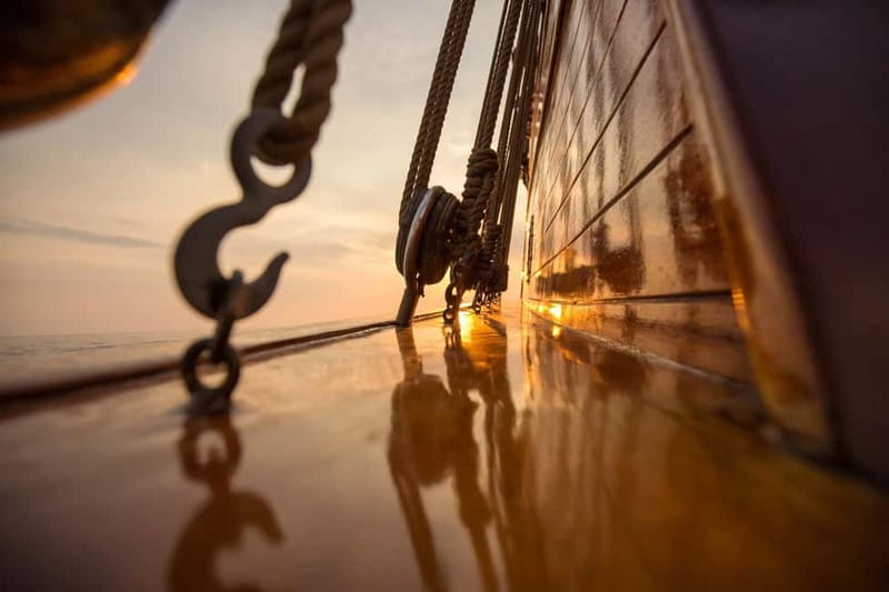 Dubrovnik: Karaka - Game of Thrones Cruise & Walking Tour - Who gets the most from the $44 price