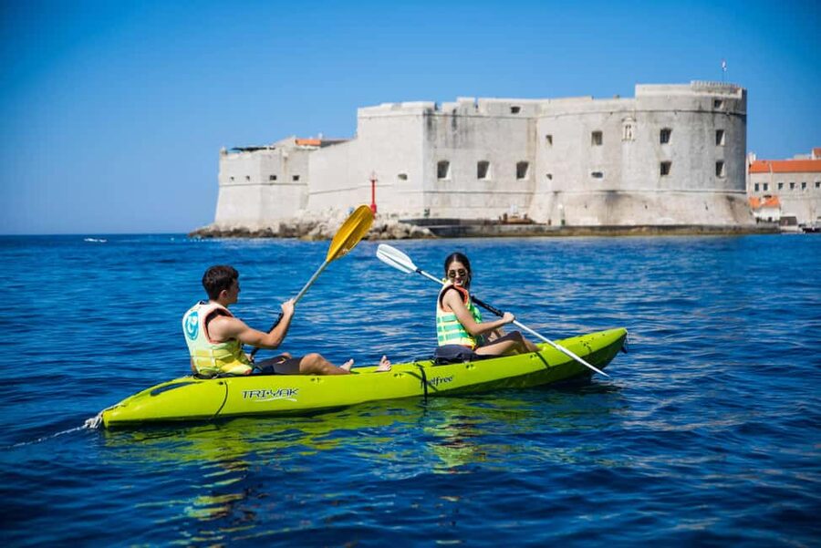 Dubrovnik: Kayak Rental - Paddling beside the Old Town walls
