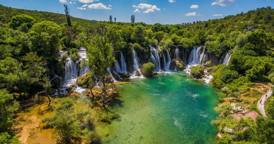 Dubrovnik: Kravica Waterfalls, Mostar and Pocitelj Day Trip - Three hours in Mostar around the Old Bridge