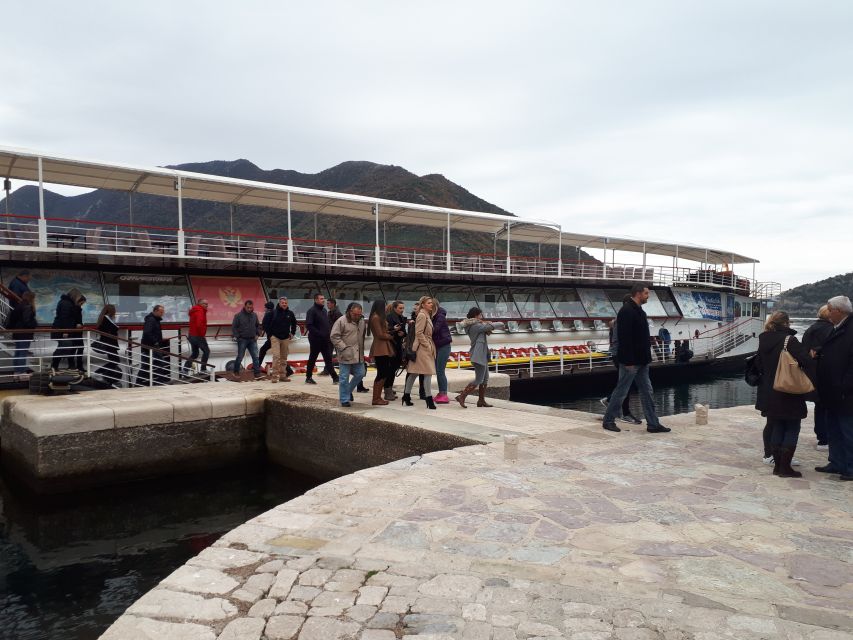 Dubrovnik: Montenegro Day Trip by Bus and Boat - Our Lady of the Rocks and its Baroque church