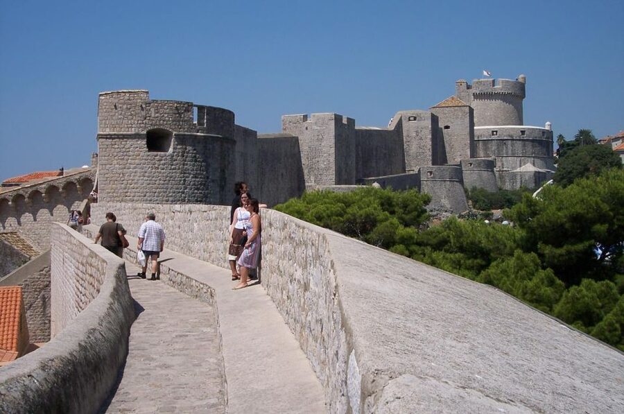 Dubrovnik: Old Town and City Walls Guided Walking Tour - Walking a 1,940-meter ring of stone