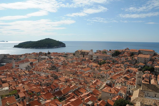 Dubrovnik: Old Town History Walking Tour - Large Onofrio’s Fountain and Pile Gate